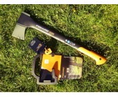 Топор универсальный FISKARS X15